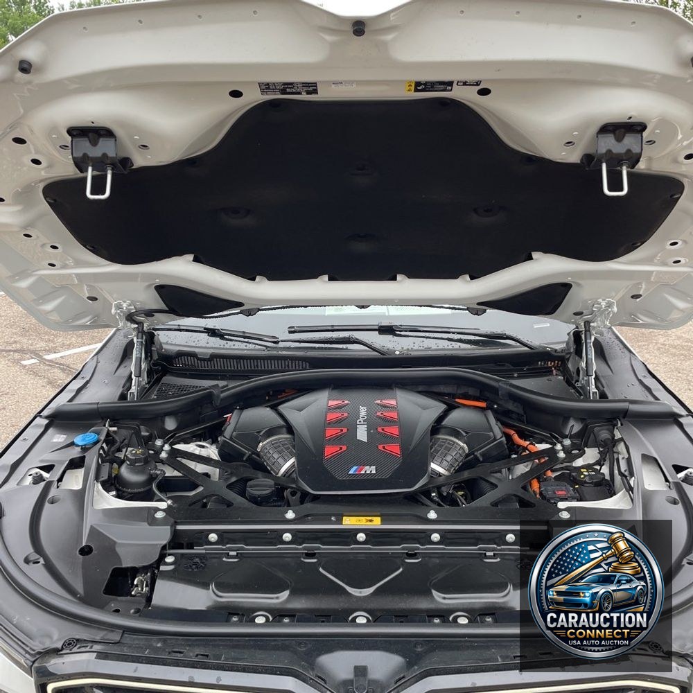 2024 BMW XM PHEV
