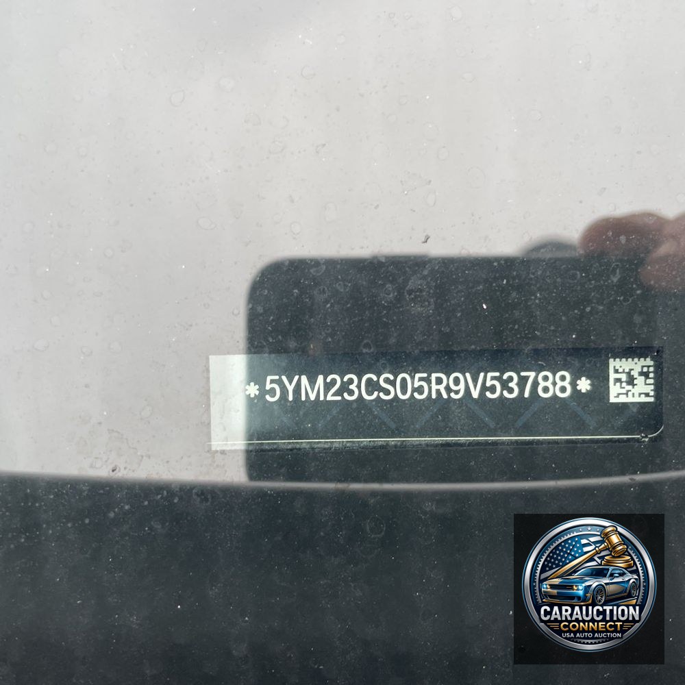 2024 BMW XM PHEV