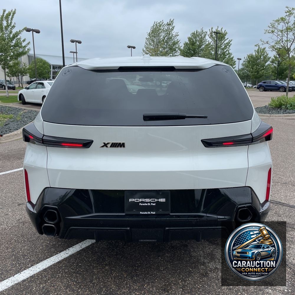 2024 BMW XM PHEV