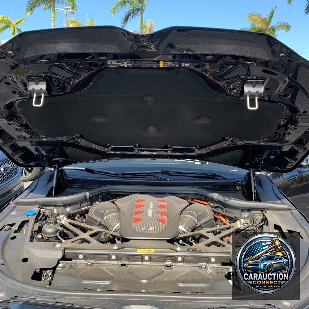 2023 BMW XM Base