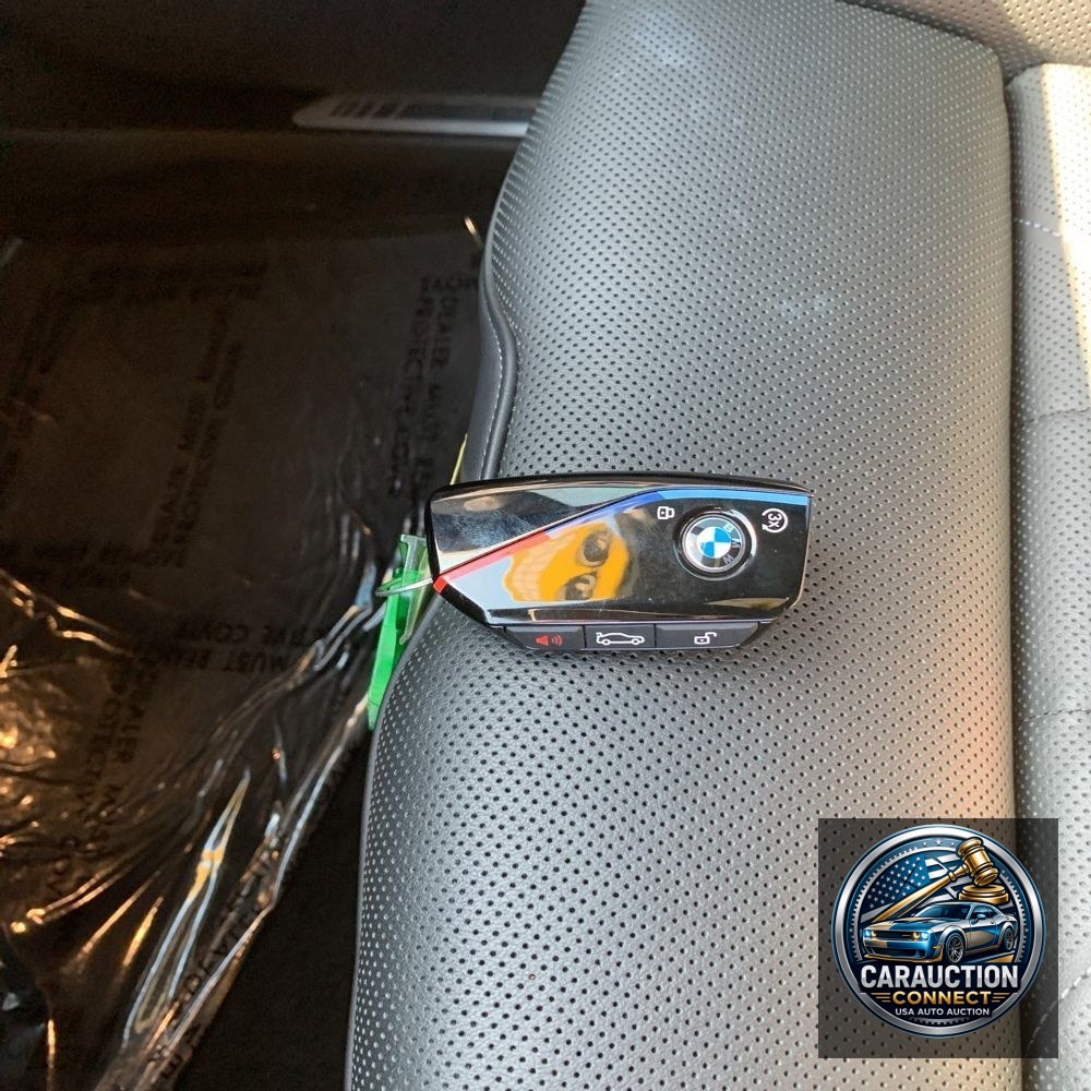 2023 BMW XM Base