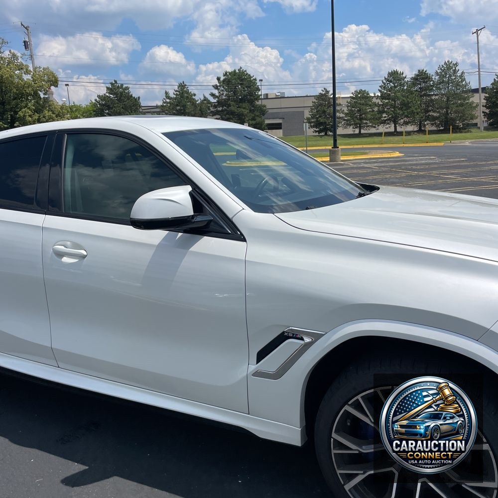 2022 BMW X6 M