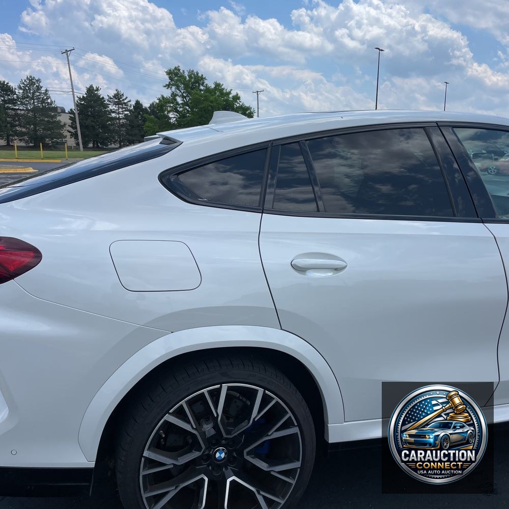 2022 BMW X6 M