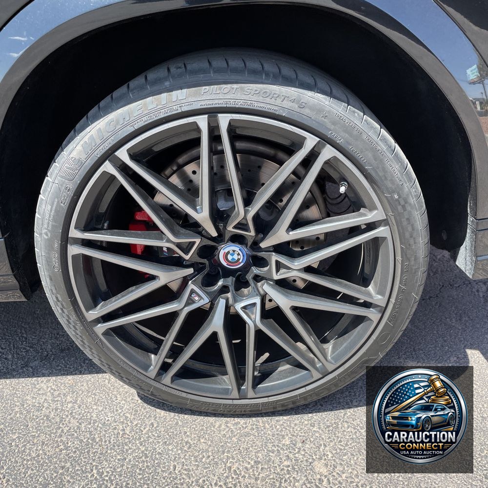 2023 BMW X6 M