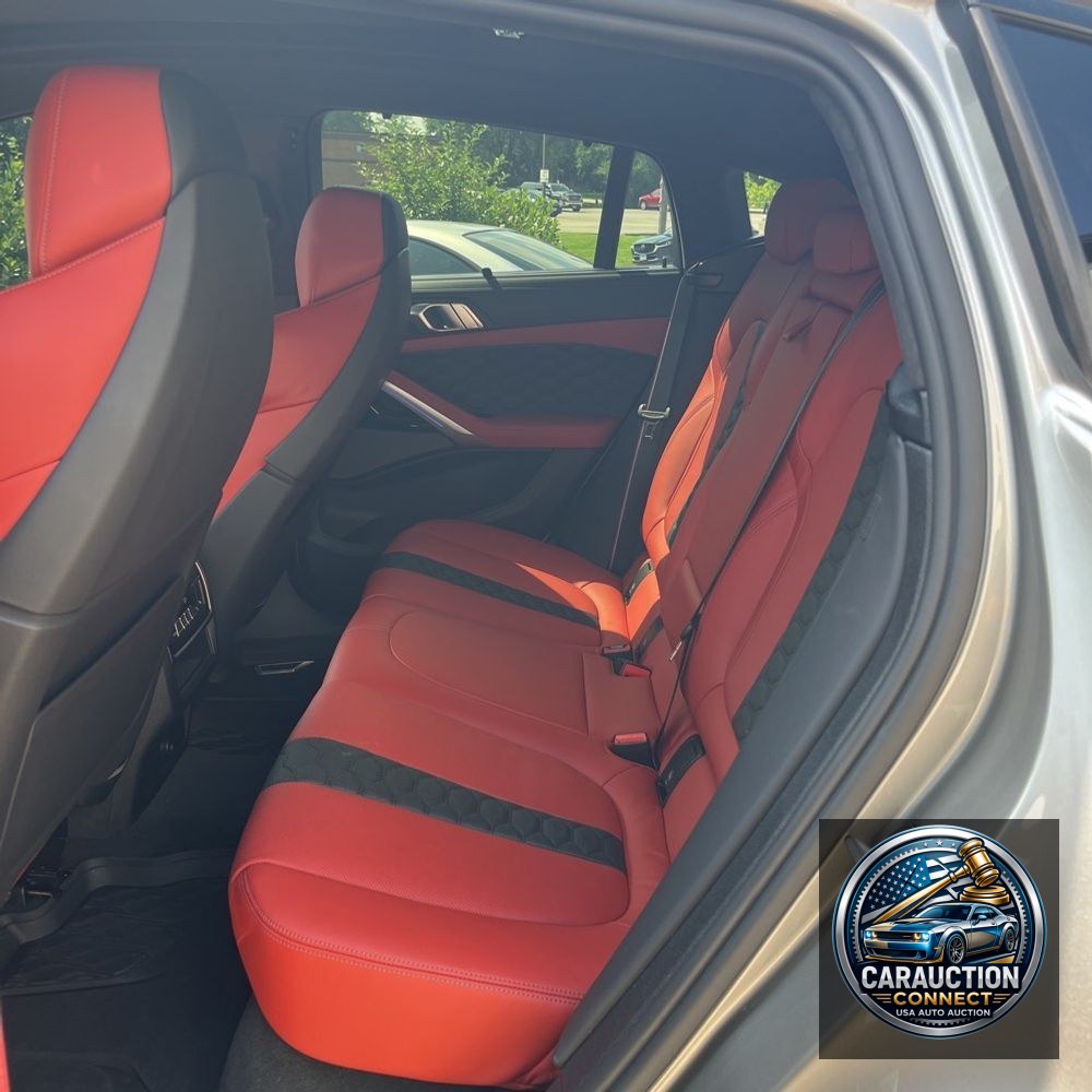 2022 BMW X6 M
