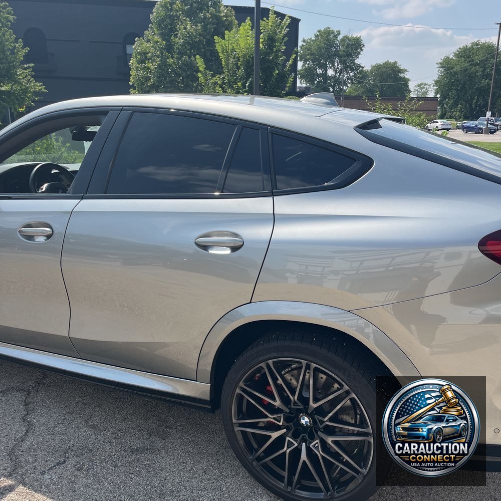 2022 BMW X6 M