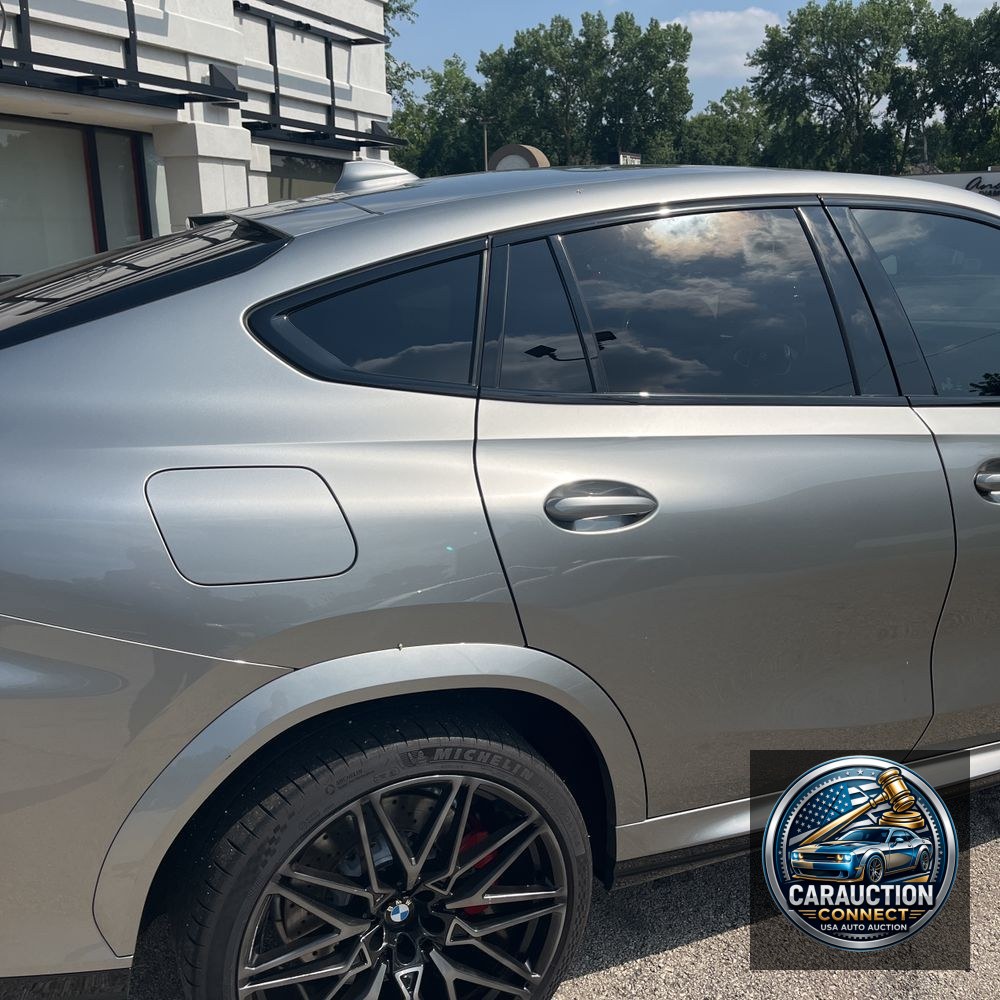 2022 BMW X6 M