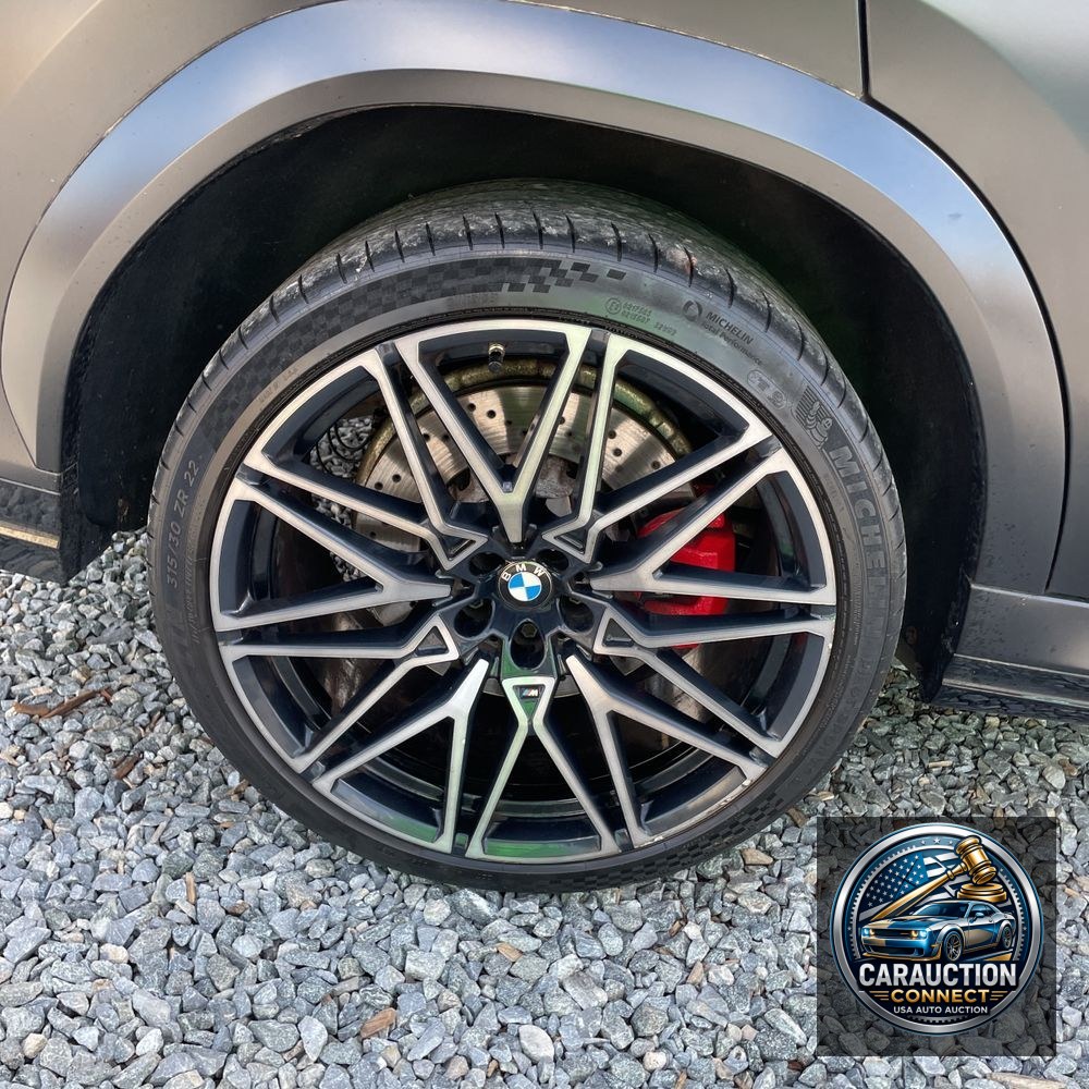 2021 BMW X6 M