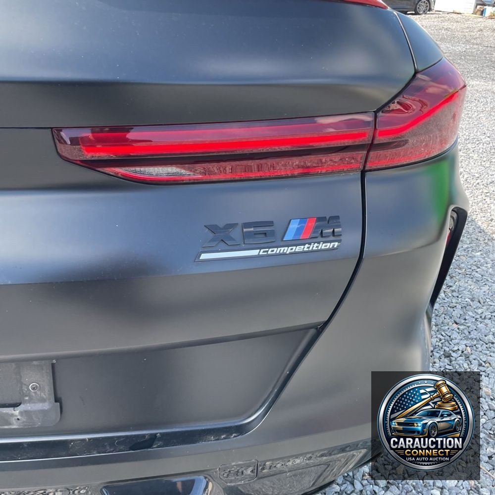 2021 BMW X6 M