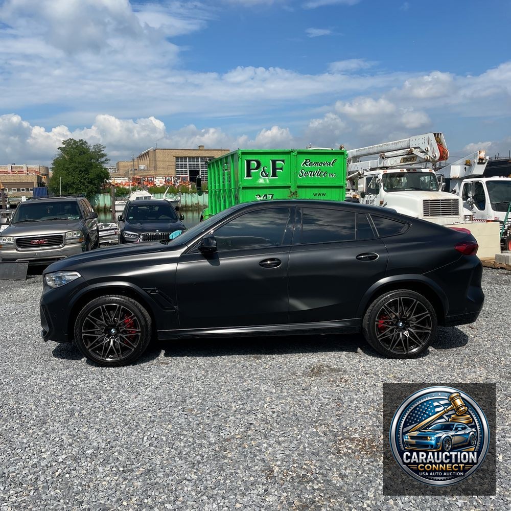 2021 BMW X6 M