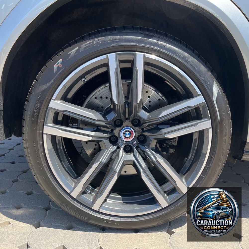 2023 BMW X6 M