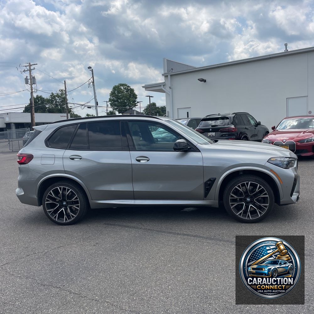 2022 BMW X5 M