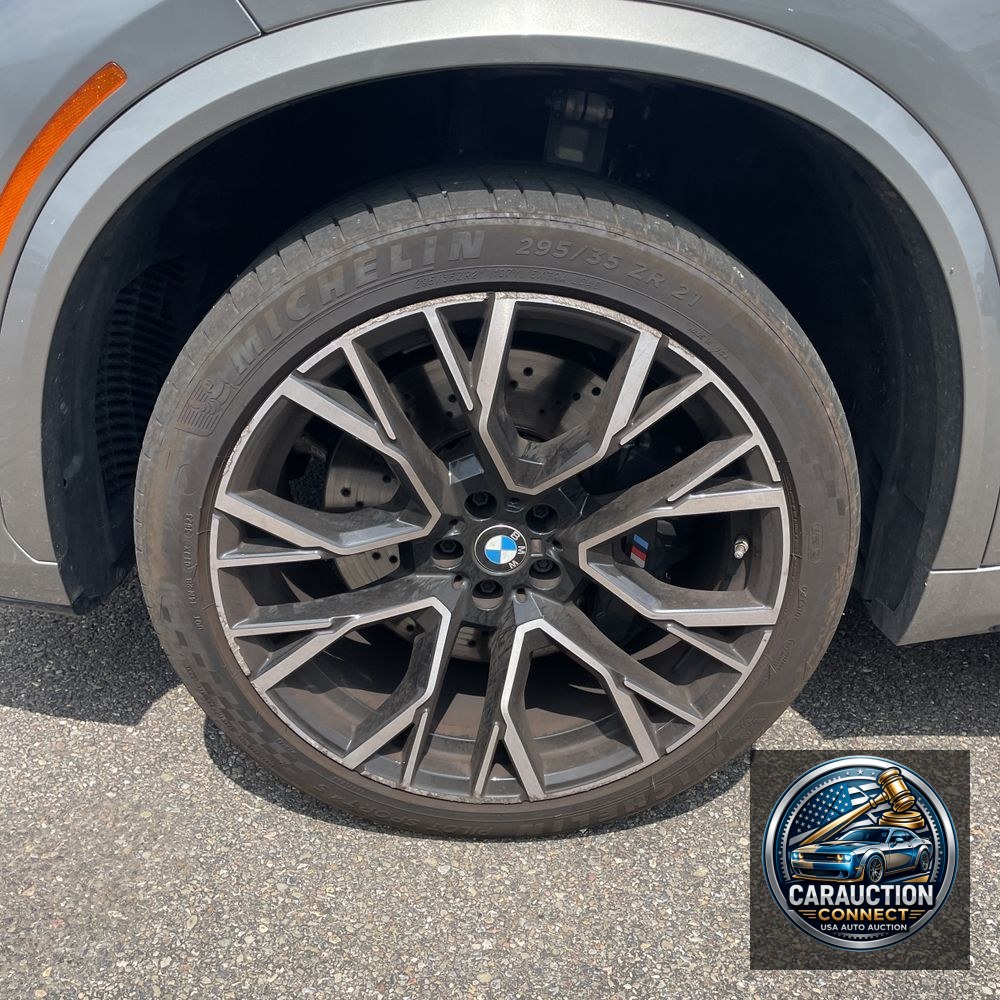 2022 BMW X5 M