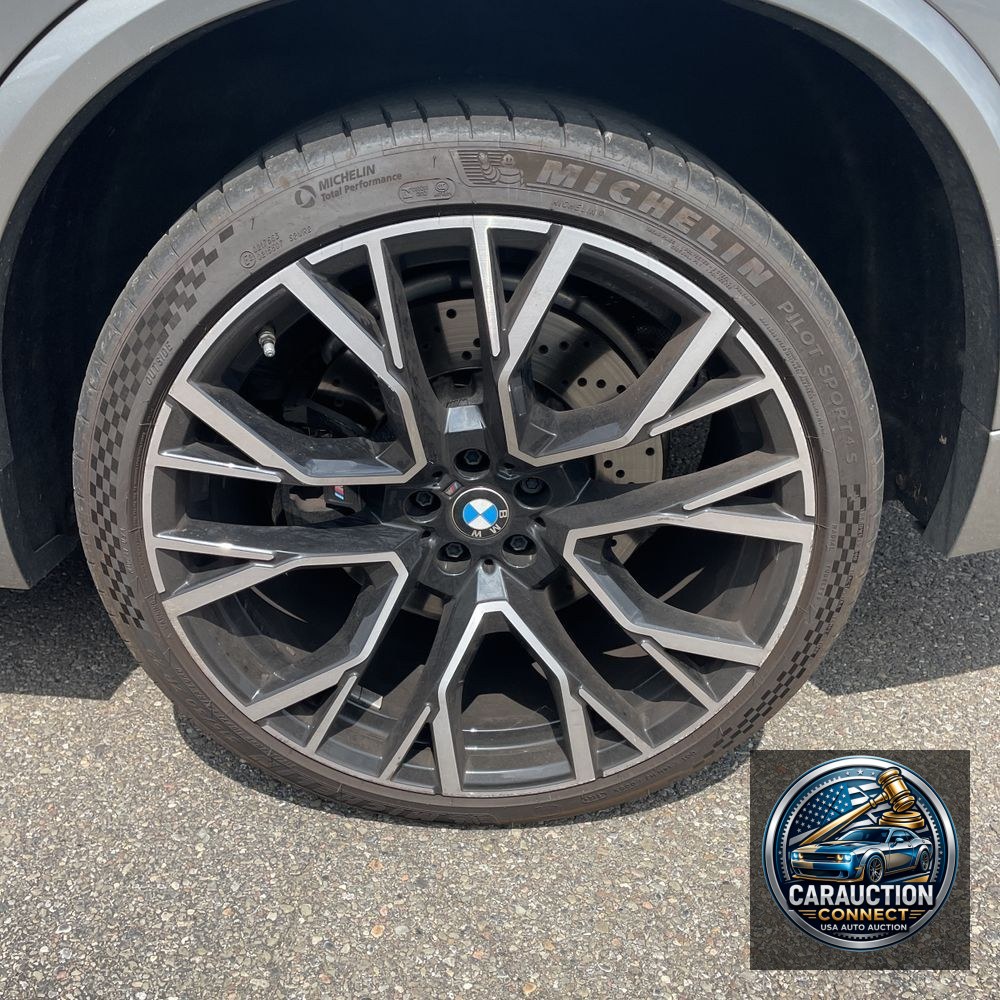 2022 BMW X5 M