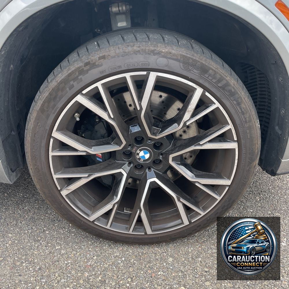 2022 BMW X5 M