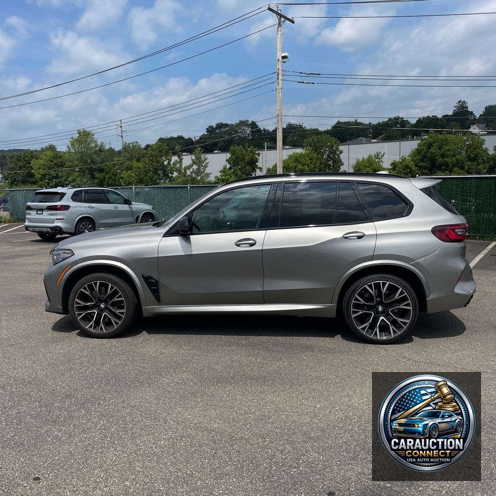2022 BMW X5 M