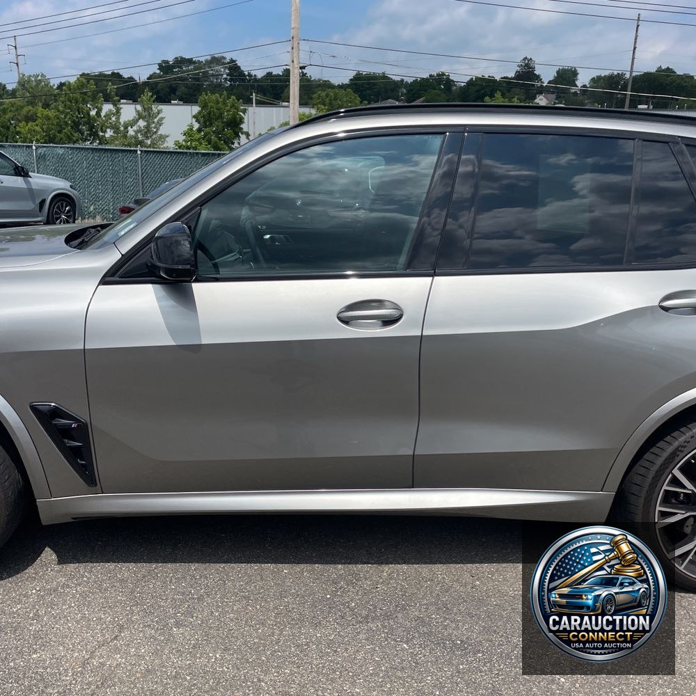 2022 BMW X5 M