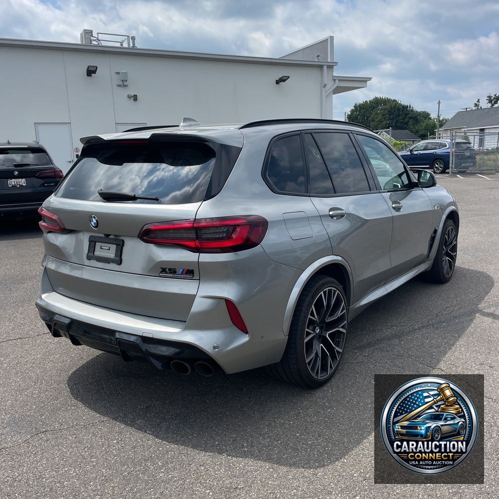 2022 BMW X5 M