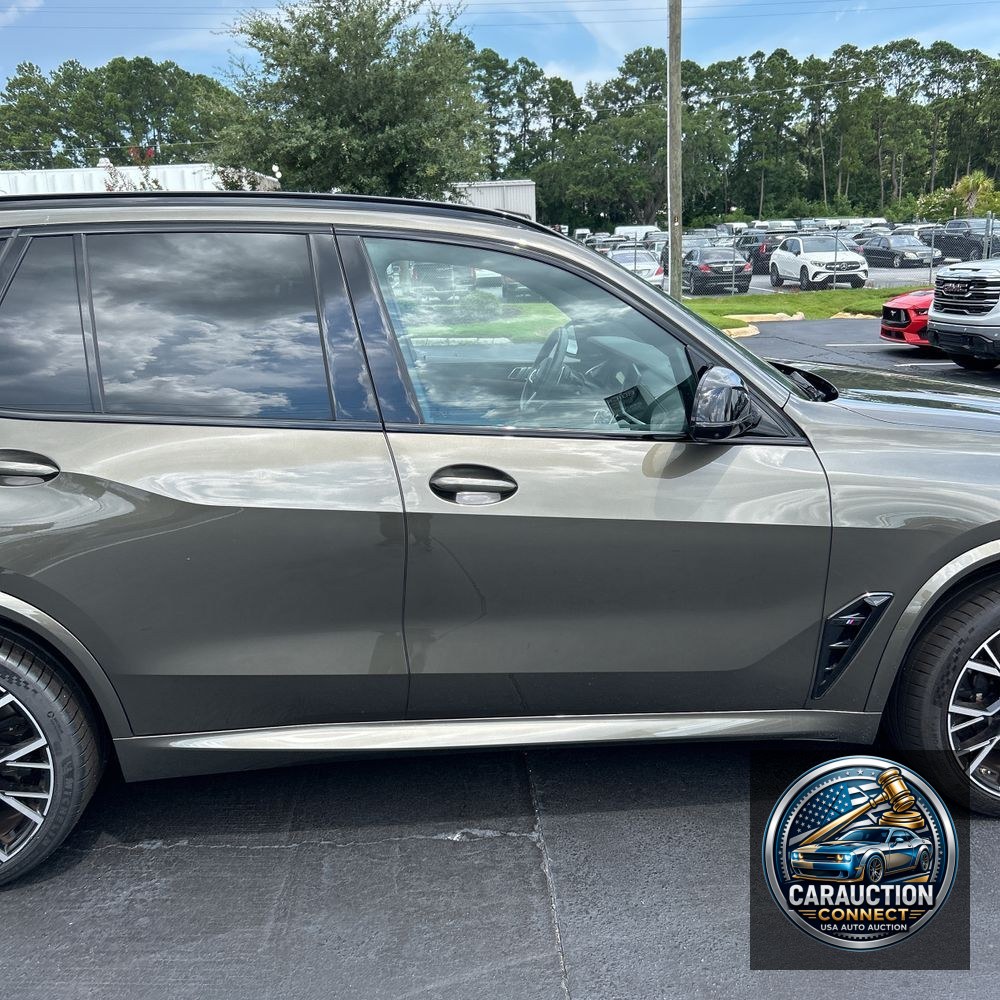 2023 BMW X5 M