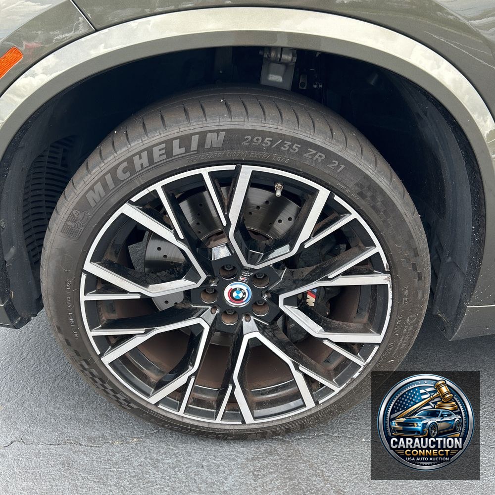 2023 BMW X5 M