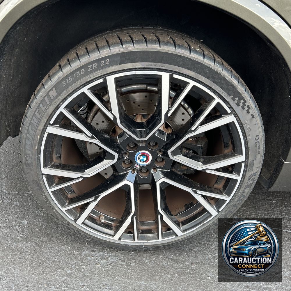 2023 BMW X5 M