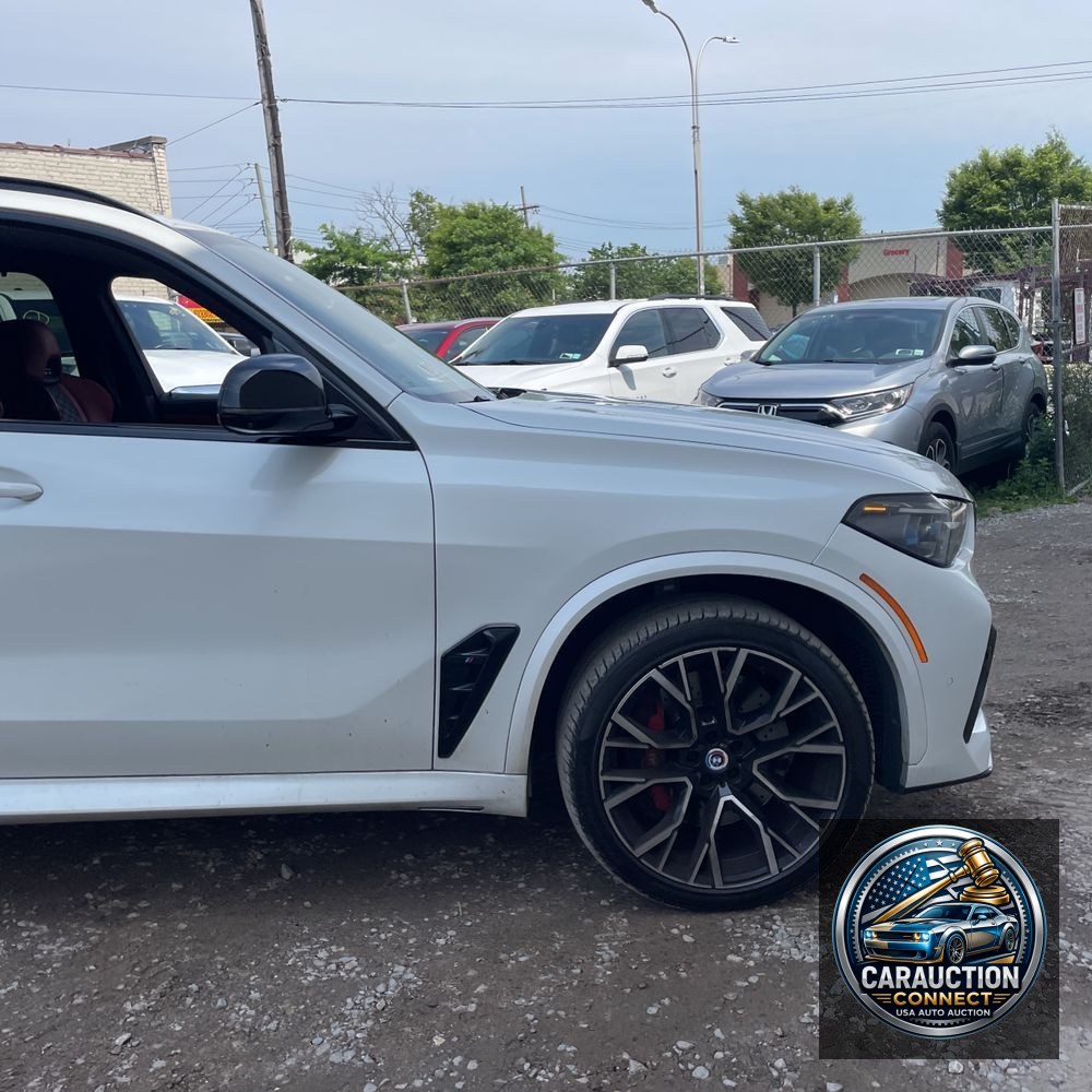 2022 BMW X5 M