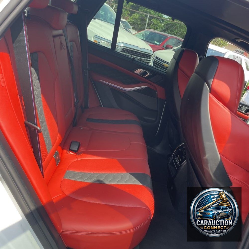 2022 BMW X5 M