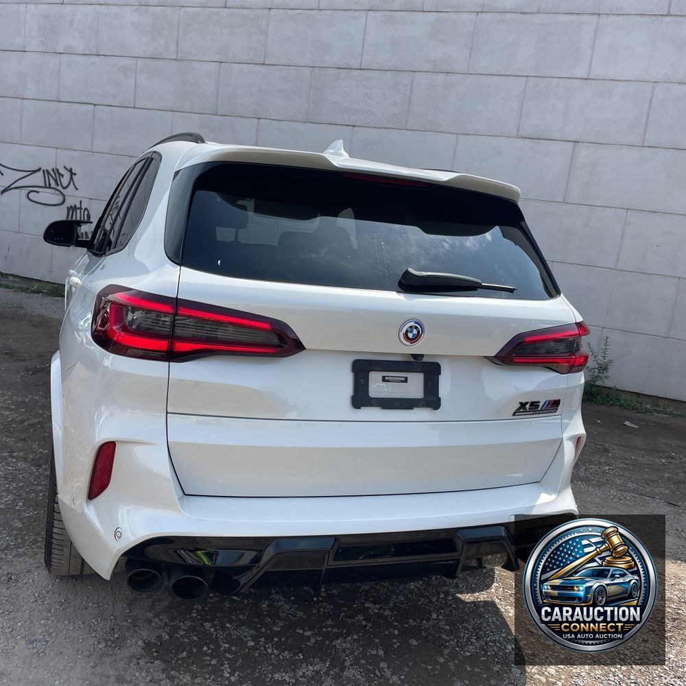 2022 BMW X5 M