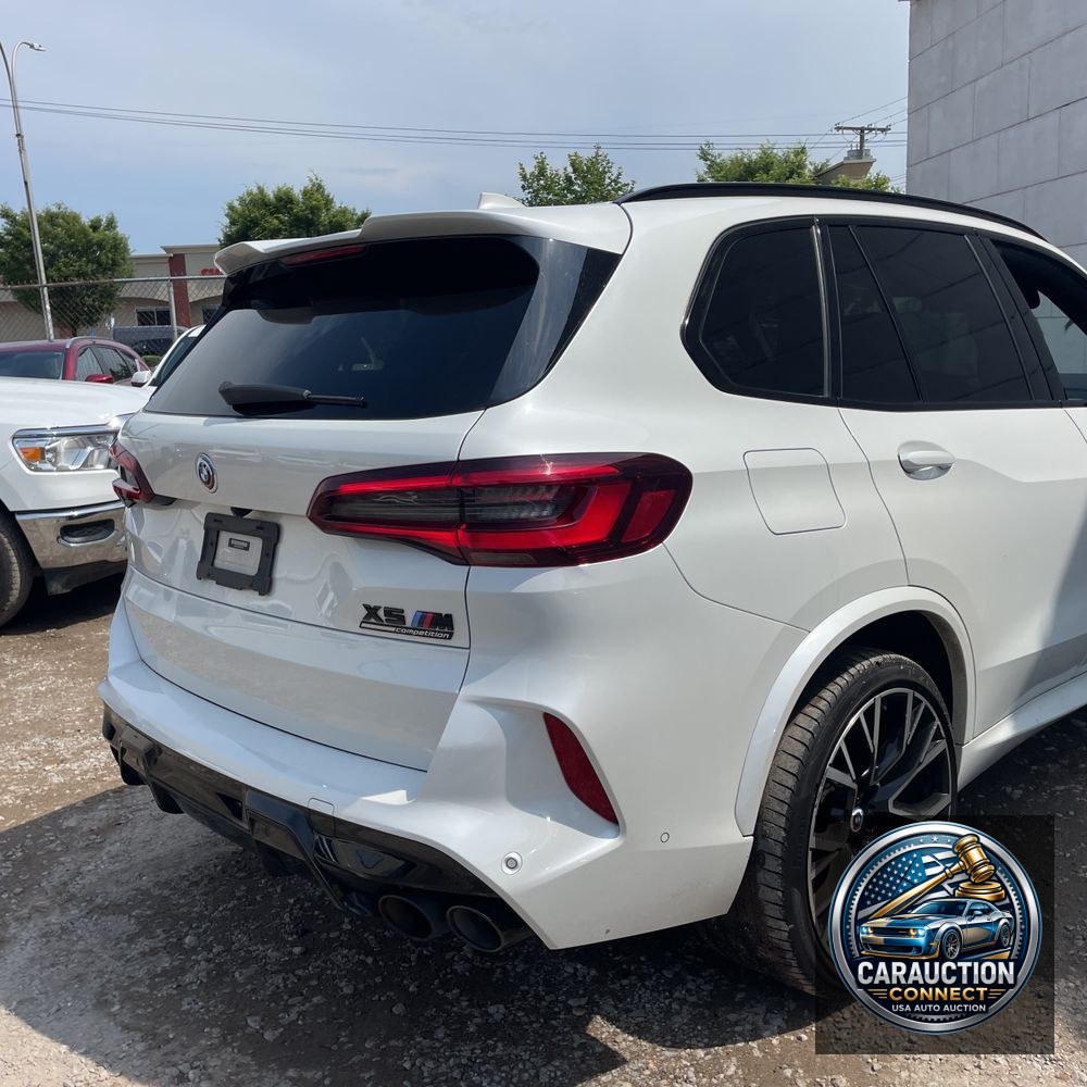 2022 BMW X5 M