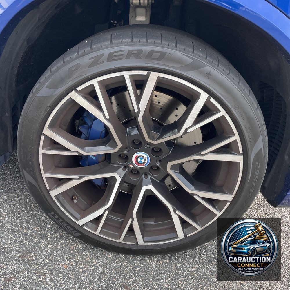 2022 BMW X5 M