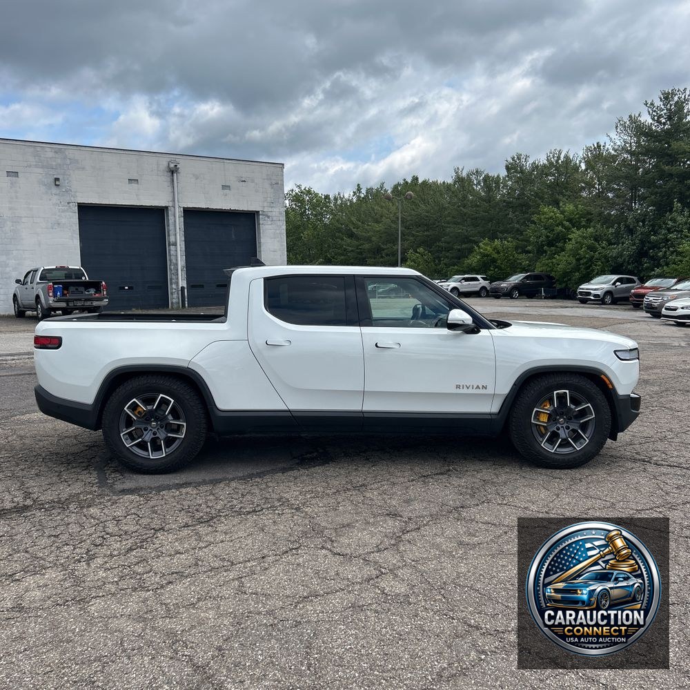 2022 Rivian R1T Adventure