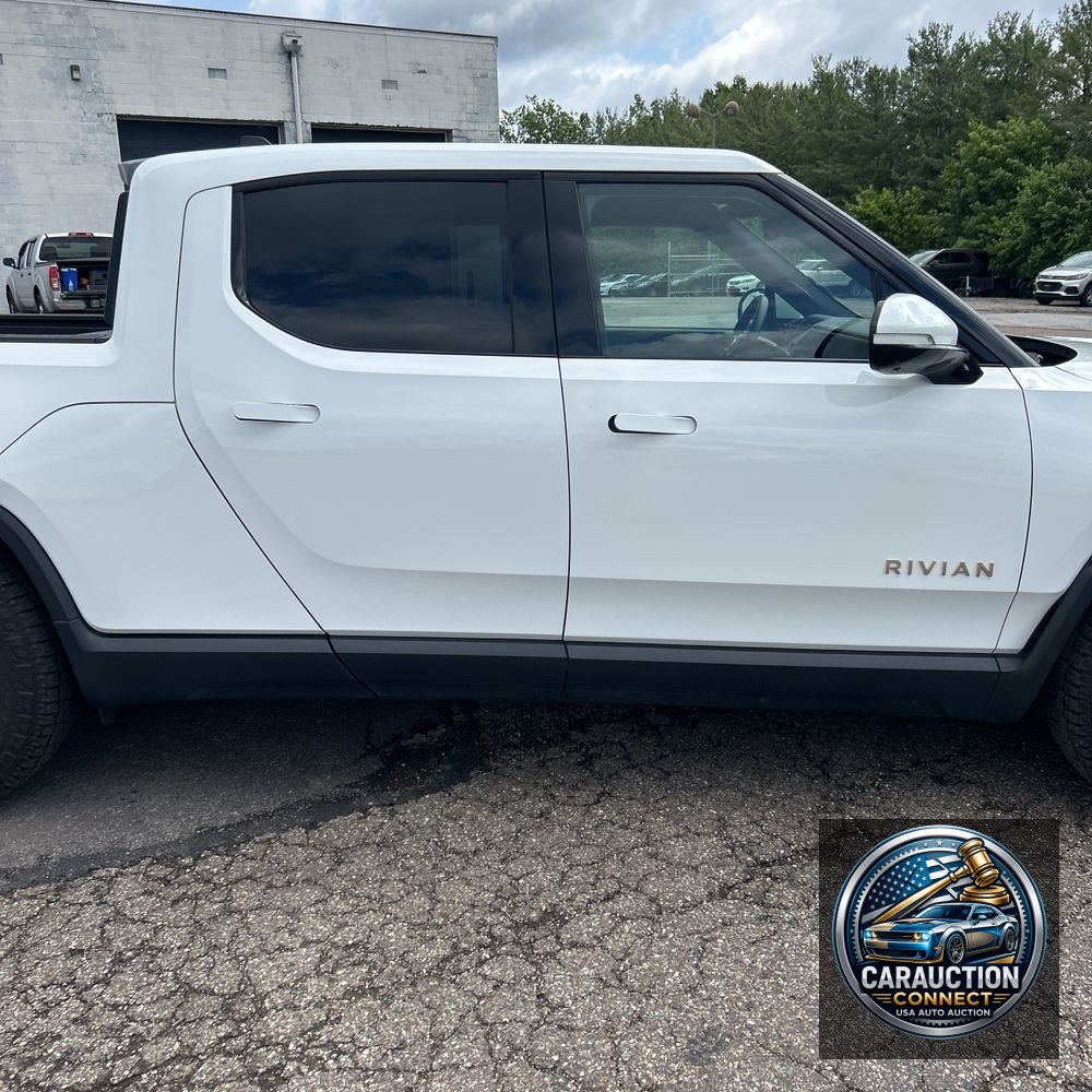 2022 Rivian R1T Adventure