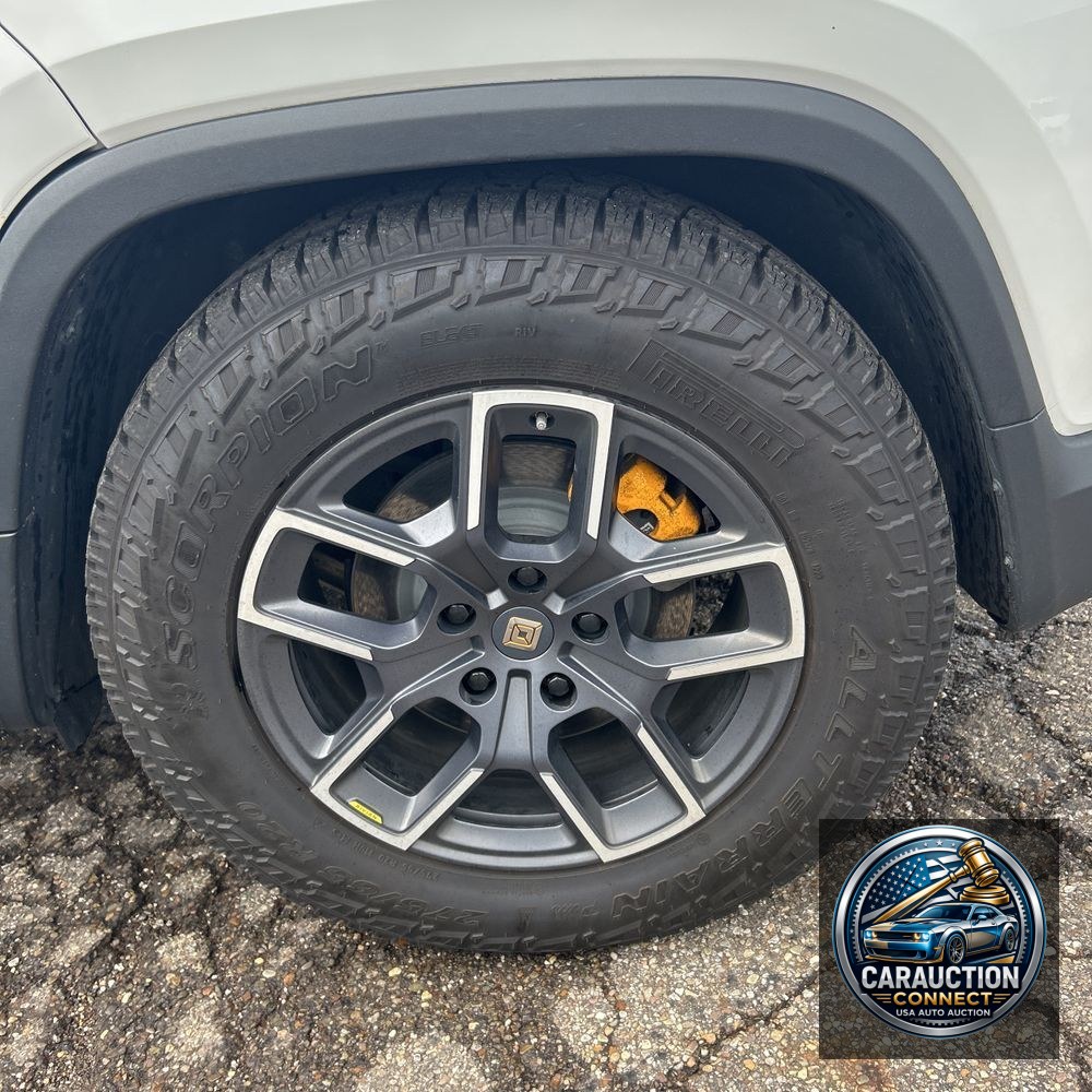 2022 Rivian R1T Adventure