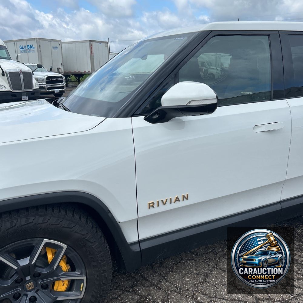 2022 Rivian R1T Adventure