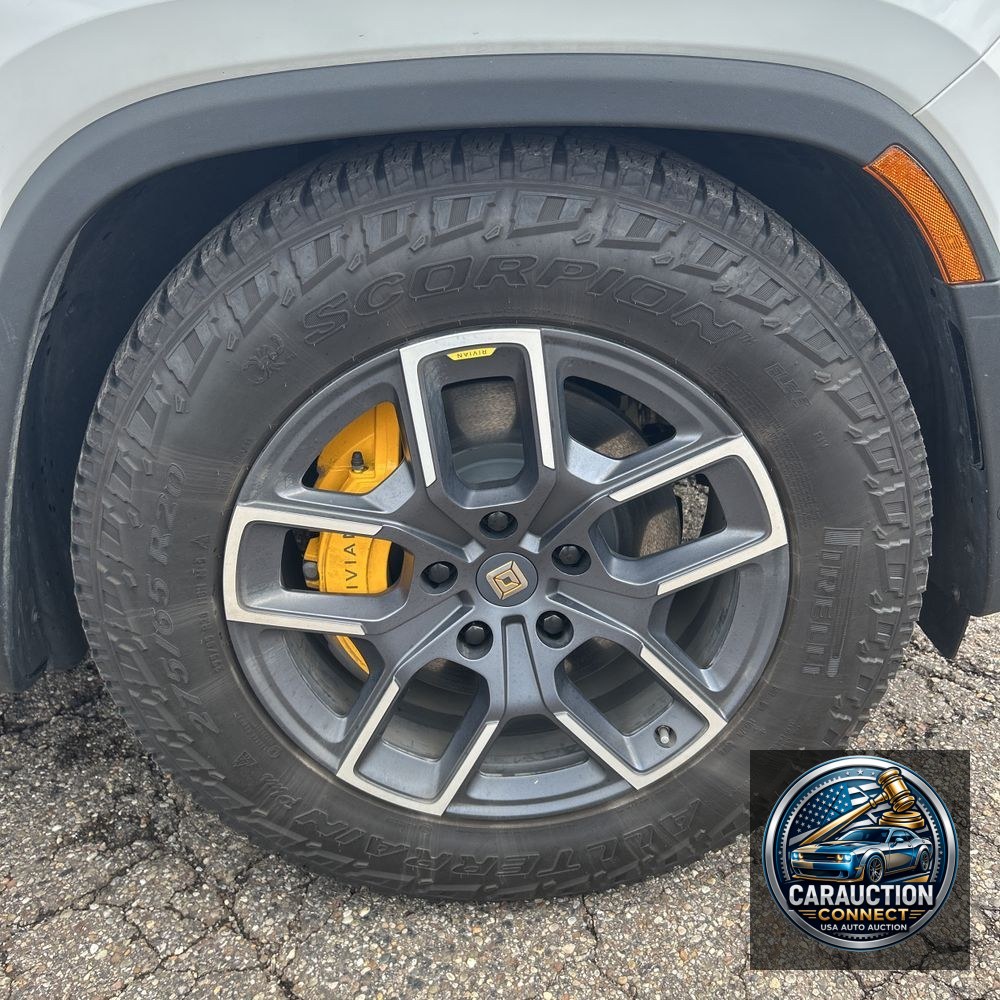 2022 Rivian R1T Adventure