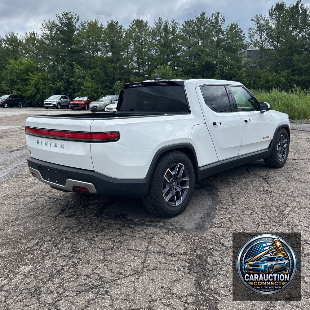 2022 Rivian R1T Adventure