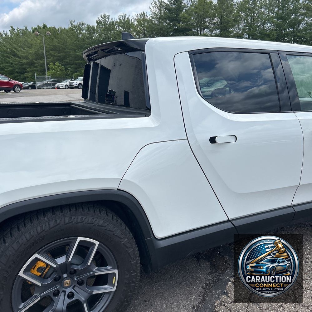 2022 Rivian R1T Adventure
