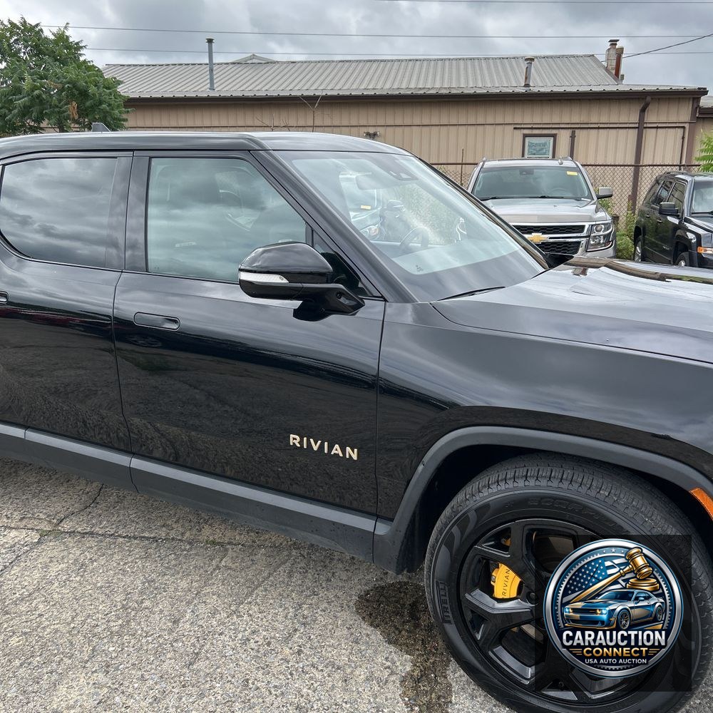2022 Rivian R1T Adventure