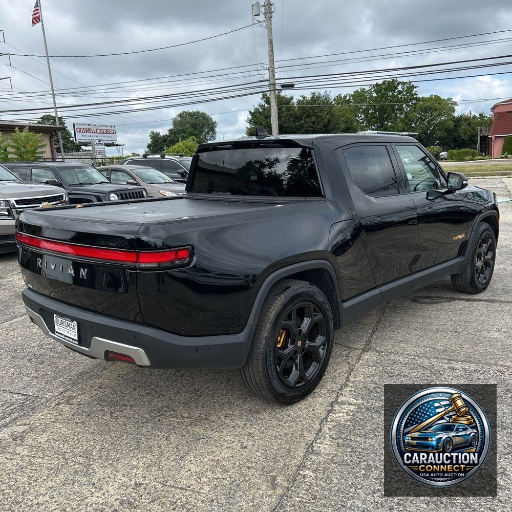 2022 Rivian R1T Adventure