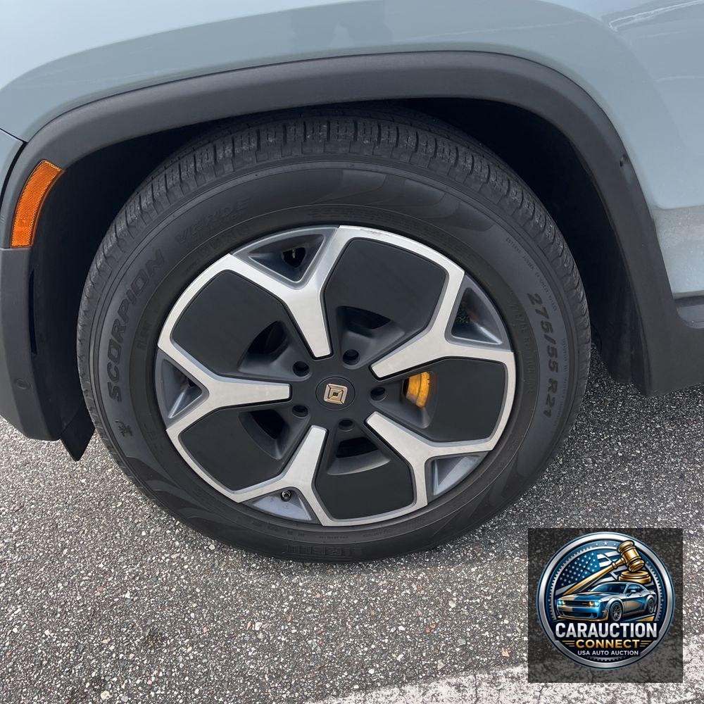 2022 Rivian R1T Adventure