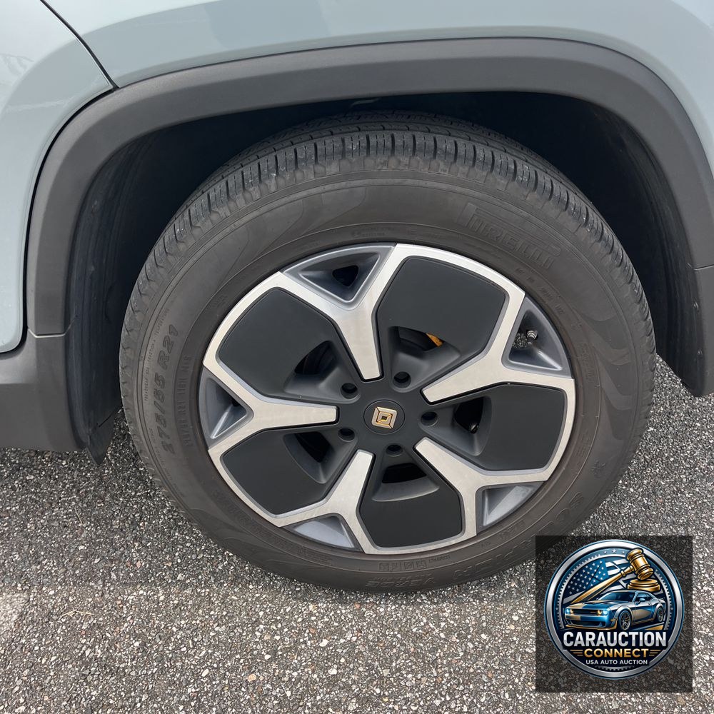 2022 Rivian R1T Adventure