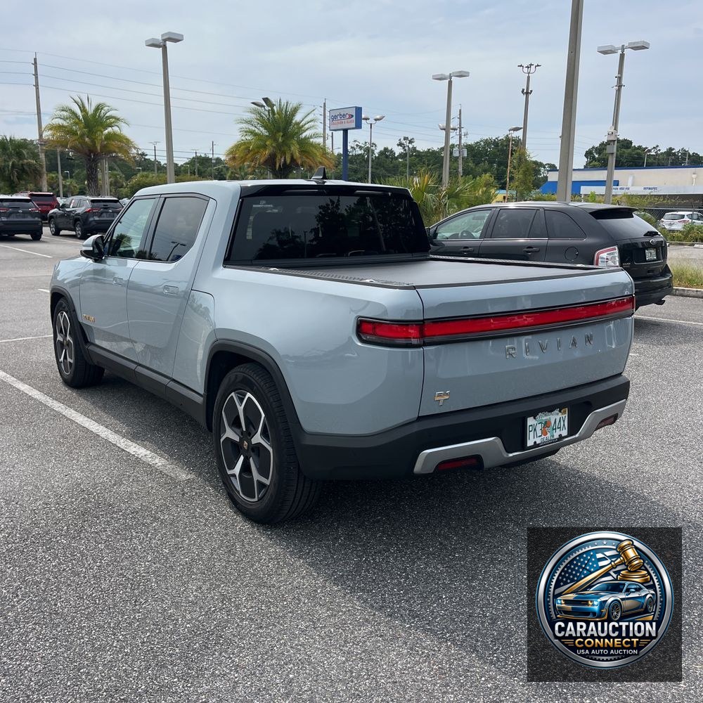 2022 Rivian R1T Adventure