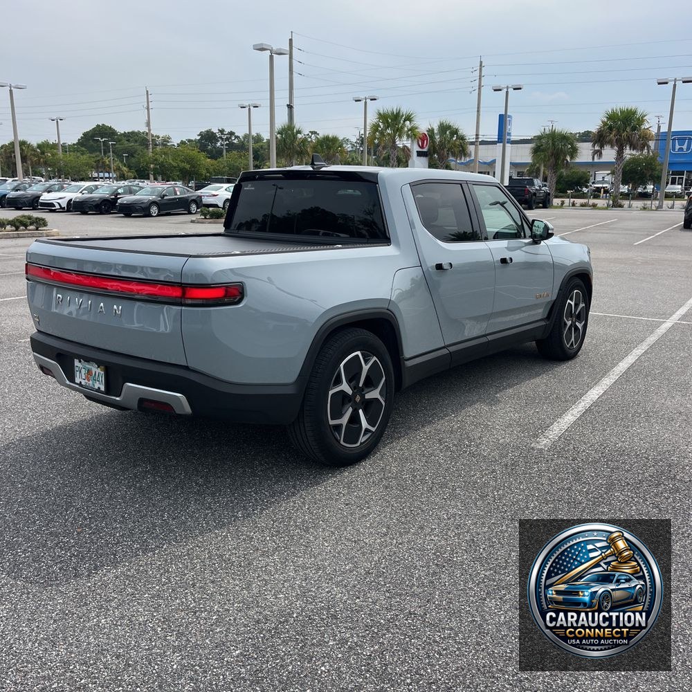 2022 Rivian R1T Adventure