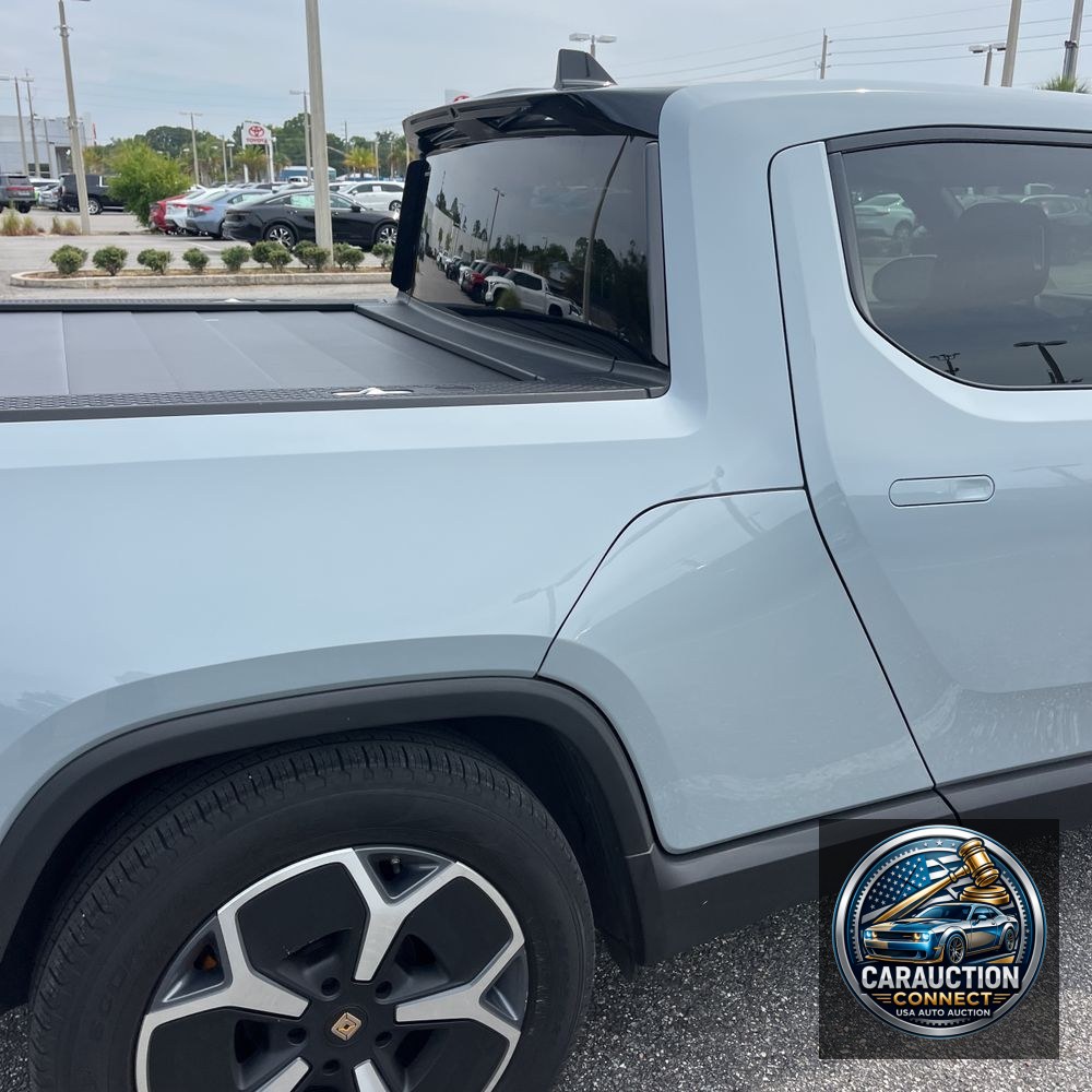 2022 Rivian R1T Adventure
