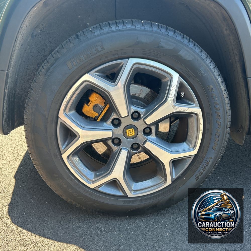 2022 Rivian R1T Adventure