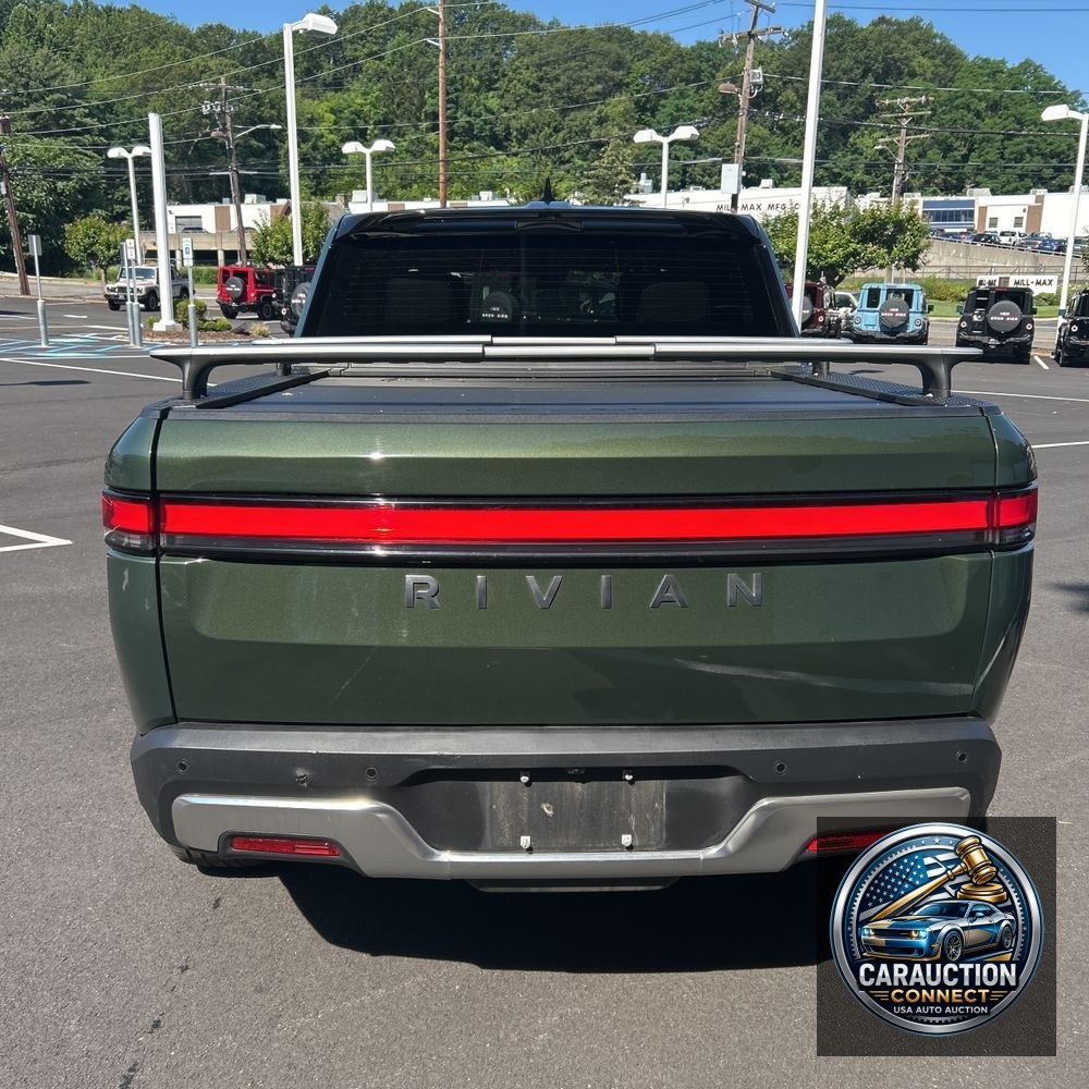 2022 Rivian R1T Adventure