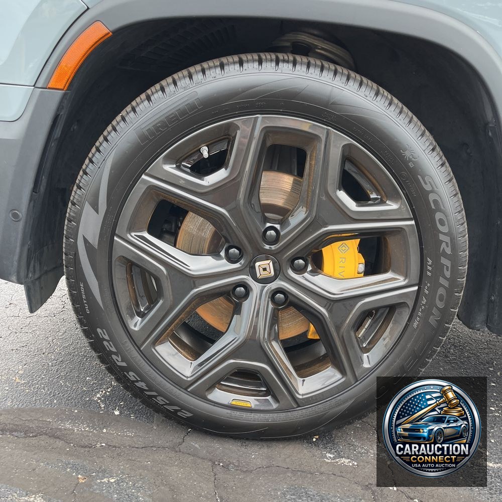 2022 Rivian R1T Adventure