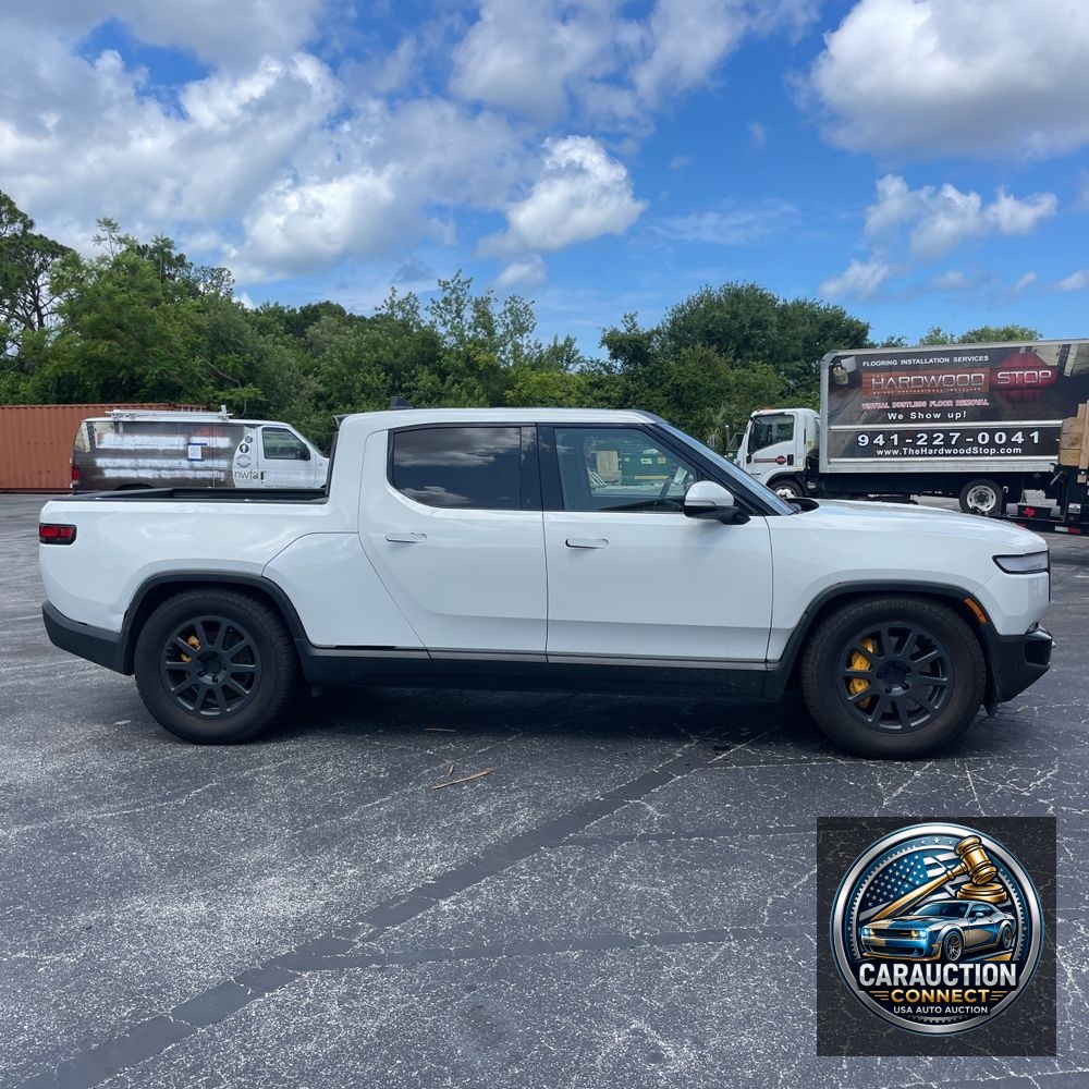 2022 Rivian R1T Adventure
