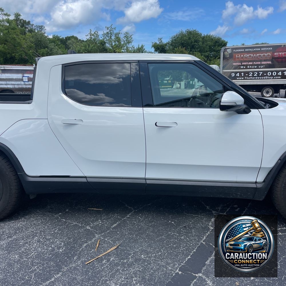 2022 Rivian R1T Adventure