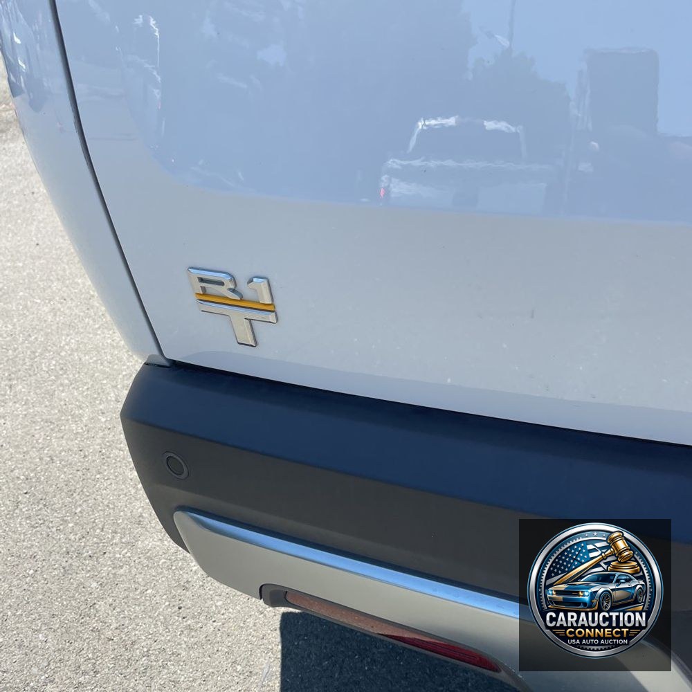 2022 Rivian R1T Adventure